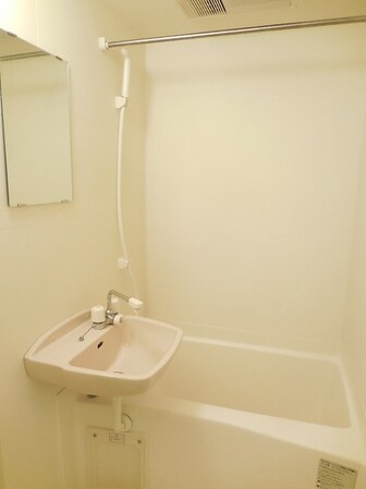 レオパレスイーストハウスの物件内観写真